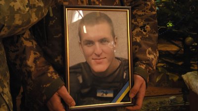 У Хмельницькому попрощались з Олександром Гаврилюком, Олегом Кубеєм, Олександром Чернецьким, Євгеном Бондарем У Хмельницькому попрощались з Олександром Гаврилюком, Олегом Кубеєм, Олександром Чернецьким, Євгеном Бондарем