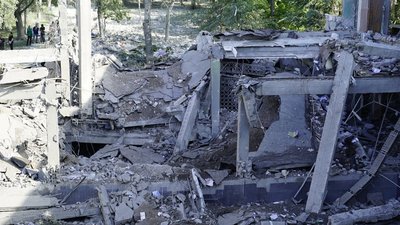 Внаслідок російського обстрілу Харкова 2 червня горіла школа: є загибла та поранений Внаслідок російського обстрілу Харкова 2 червня горіла школа: є загибла та поранений