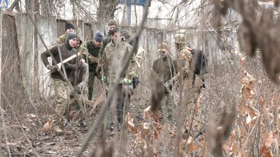 Смуга перешкод, окопи, евакуація пораненого, тренування, Центурія, військова справа Смуга перешкод, окопи, евакуація пораненого, тренування, Центурія, військова справа