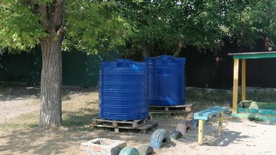 У Кропивницькому на Завадівці встановили десять ємностей для води У Кропивницькому на Завадівці встановили десять ємностей для води
