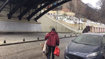 У центрі Одеси обвалився закинутий будинок. Місцеві кажуть, там жили безпритульні У центрі Одеси обвалився закинутий будинок. Місцеві кажуть, там жили безпритульні