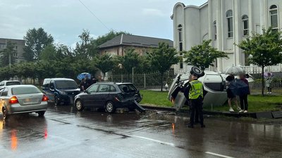 На Полтавщині в аварії травмувався водій На Полтавщині в аварії травмувався водій