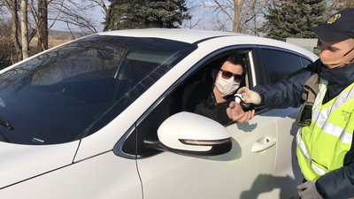 В Івано-Франківську на п'яти блокпостах перевірили майже сім тисяч автомобілів