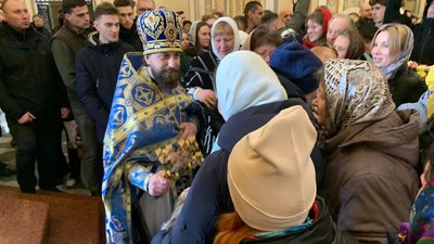 Авраамій провів літургію в Успенському соборі Києво-Печерської Лаври