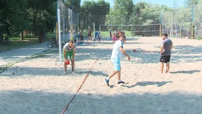 Сумська команда готується до чемпіонату України з пляжного гандболу