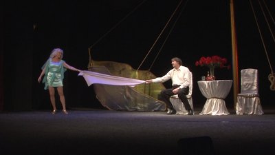 У театрі Дніпра готують романтичний вікенд. Охочим пропонують освідчитись у коханні під час вистави У театрі Дніпра готують романтичний вікенд. Охочим пропонують освідчитись у коханні під час вистави