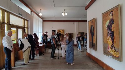У Тернополі відкрили виставку картин до 150-річчя Соломії Крушельницької У Тернополі відкрили виставку картин до 150-річчя Соломії Крушельницької