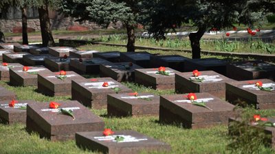 У Кропивницькому вшанували пам'ять тих, хто воював проти нацизму та захищав Україну