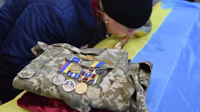 На Тернопільщині попрощалися із загиблим військовослужбовцем
