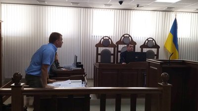 Обвинувачений у держзраді лучанин не визнає провину. Його судитиме колегія суддів Обвинувачений у держзраді лучанин не визнає провину. Його судитиме колегія суддів