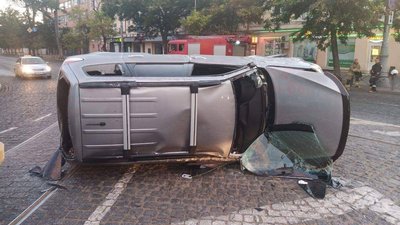 У ДТП на Тираспольській площі в Одесі травмувався водій
