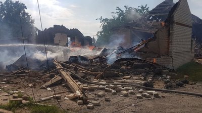 Росіяни обстріляли на Харківщині приватні житлові будинки, складські будівлі та хвойні насадження