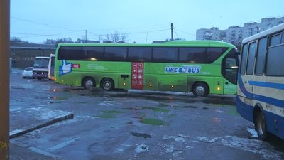 На Полтавщині через погоду не виїхала частина рейсових автобусів