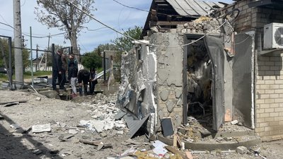 Внаслідок обстрілу Херсона російськими військами загинула вчителька школи №7 Внаслідок обстрілу Херсона російськими військами загинула вчителька школи №7