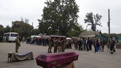На Кіровоградщині попрощалися з бійцями, які загинули у боях на Херсонщині та Донеччині