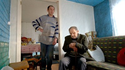 "Хлопці воюють, а в мене все є": пенсіонер з Вінниччини віддає частину пенсії на ЗСУ