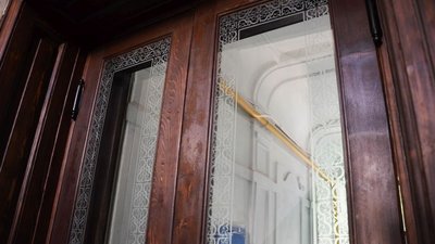 У Львові відреставрували старовинні двері-віяло У Львові відреставрували старовинні двері-віяло