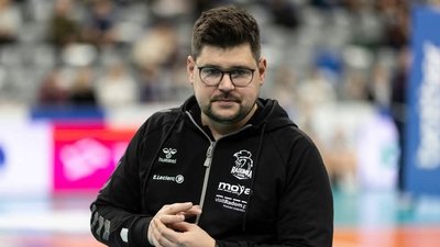 Якуб Глущак, головний тренер жіночої збірної України з волейболу