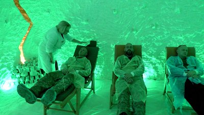 "Більше сотні поранених за добу", — вінницькі медики про вигорання та роботу на передовій "Більше сотні поранених за добу", — вінницькі медики про вигорання та роботу на передовій