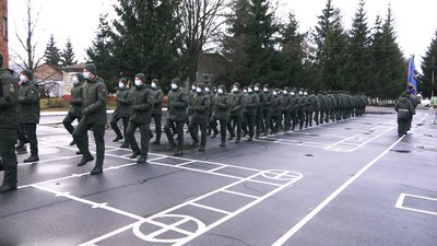 60 строковиків на Вінниччині звільнили з військової служби ЗСУ 60 строковиків на Вінниччині звільнили з військової служби ЗСУ