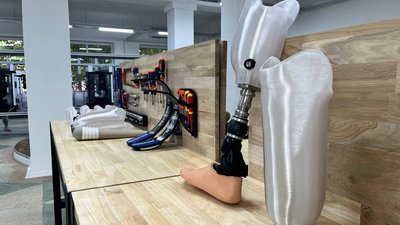 Центр протезування у Львові