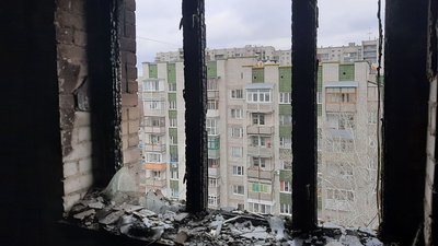 У Харкові під час пожежі у багатоповерхівці загинув чоловік У Харкові під час пожежі у багатоповерхівці загинув чоловік