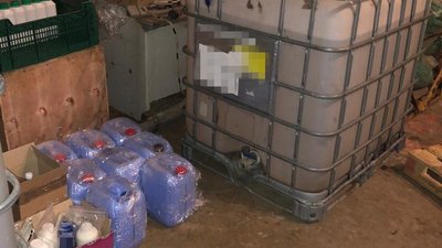 Майже 8 тонн підробних антисептиків виявили співробітники СБУ на Херсонщині