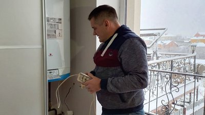 Як зарядити прилади без електропостачання: тернополянин поділився досвідом Як зарядити прилади без електропостачання: тернополянин поділився досвідом
