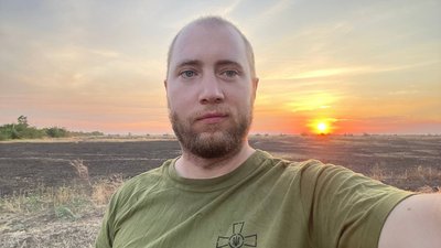 Повернутися до бабусиного дому в окупованому Донбасі — боєць з Прикарпаття про мотивацію воювати Повернутися до бабусиного дому в окупованому Донбасі — боєць з Прикарпаття про мотивацію воювати