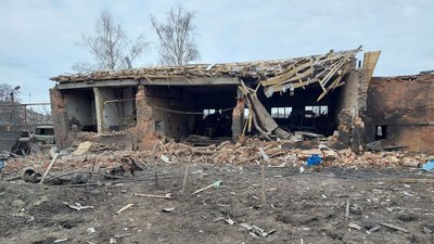 У Боромлянському будинку культури на Сумщині окупанти РФ влаштували казарму У Боромлянському будинку культури на Сумщині окупанти РФ влаштували казарму
