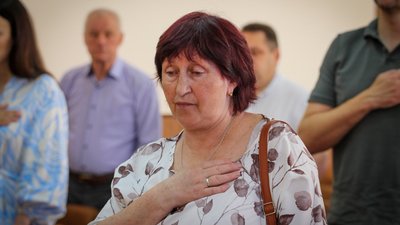 Рідним загиблих захисників вручили нагороди