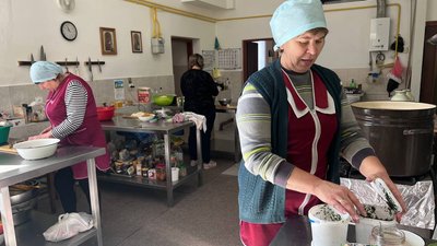 У Святоуспенській Унівській лаврі на Львівщині живуть 50 переселенців У Святоуспенській Унівській лаврі на Львівщині живуть 50 переселенців