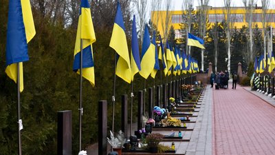 Запалювали лампадки та співали Гімн. Як відзначили День Гідності та Свободи в Кропивницькому Запалювали лампадки та співали Гімн. Як відзначили День Гідності та Свободи в Кропивницькому