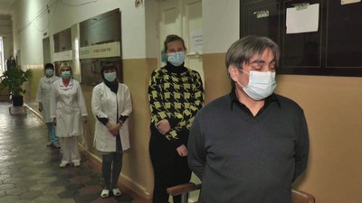 У Кіропивницькому від групу вакцинували працівників Центру контролю та профілактики хвороб У Кіропивницькому від групу вакцинували працівників Центру контролю та профілактики хвороб