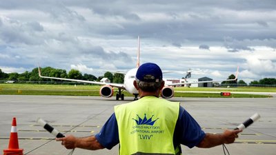 Аеропорт "Львів" розглядають як перший, який може відновити польоти в країні