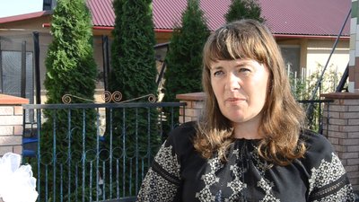 Дочку загиблого бійця з Тернопільщини до першого класу провів побратим її батька