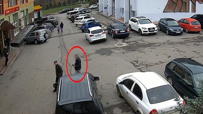 На Вінниччині затримали чоловіка, який ошукав пенсіонера на 200 тисяч гривень На Вінниччині затримали чоловіка, який ошукав пенсіонера на 200 тисяч гривень