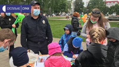 На Театральній площі в Сумах розпочалося святкування Дня захисту дітей На Театральній площі в Сумах розпочалося святкування Дня захисту дітей