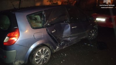 У Львові нетверезий водій вчинив кілька ДТП У Львові нетверезий водій вчинив кілька ДТП