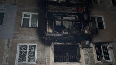 Пожежа в Московському районі Харкова: вогонь охопив квартиру і три балкони