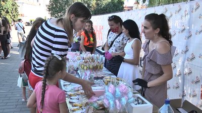 65 тисяч гривень зібрали під час благодійного концерту на лікування онкохворої волинянки 65 тисяч гривень зібрали під час благодійного концерту на лікування онкохворої волинянки
