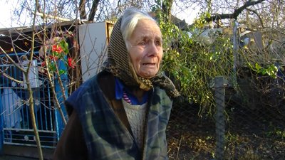 У волинському райцентрі дід залякує сусідів У волинському райцентрі дід залякує сусідів