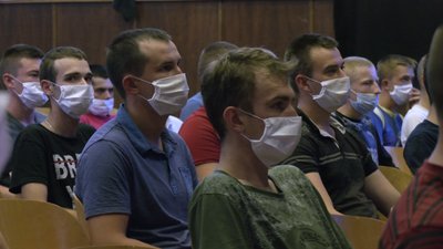 Черкаських призовників відправили до військових частин Черкаських призовників відправили до військових частин