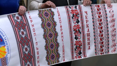 На Рівненщину передали міжнародний рушник єднання На Рівненщину передали міжнародний рушник єднання