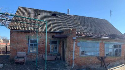 Живуть під обстрілами та починають посівну. Із 380 мешканців села на Запоріжжі залишились 130
