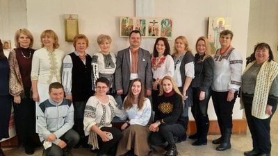 У Тернополі відкрили виставку учасників авторської іконописної школи У Тернополі відкрили виставку учасників авторської іконописної школи
