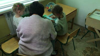 Відвідування дитсадків під час війни: як займаються діти із синдромом Дауна у Полтаві Відвідування дитсадків під час війни: як займаються діти із синдромом Дауна у Полтаві
