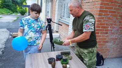 Урок з мінної безпеки провели для дітей у Сумах Урок з мінної безпеки провели для дітей у Сумах