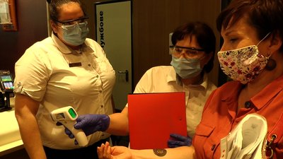 На головній вулиці Миколаєва перевірили заклади харчування На головній вулиці Миколаєва перевірили заклади харчування