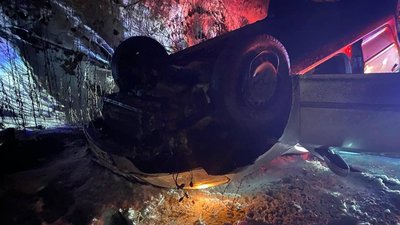 На Черкащині зіткнулись молоковоз та легкових. Троє людей отримали травми